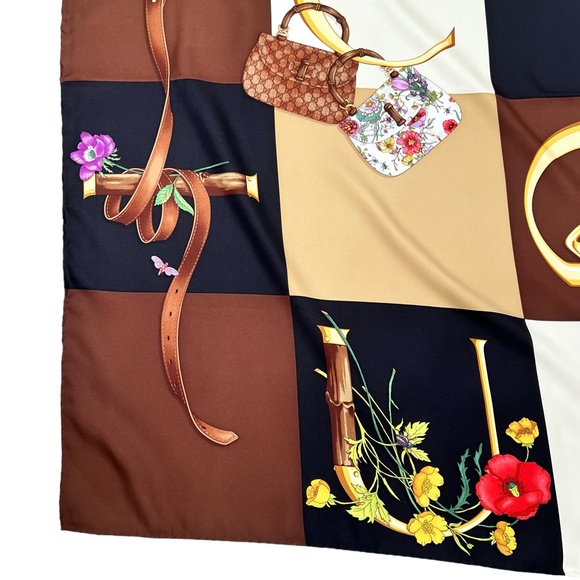 VINTAGE GUCCI ICONIC LOGO FLORAL BUTTERFLY PRINT SILK SCARF - NWT - Picture 7 of 12